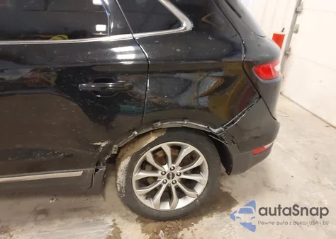 2017 Lincoln Mkc Select z USA, uszkodzony, nr VIN 5LMCJ2D94HUL61565